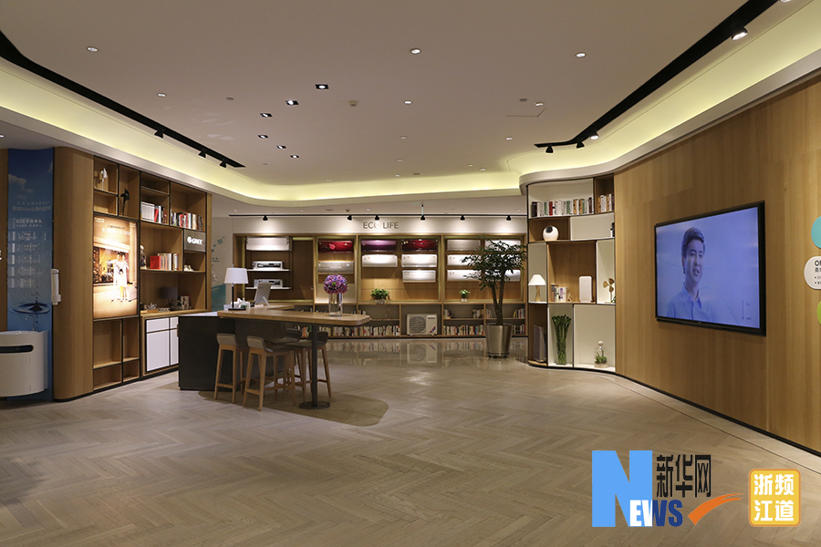 格力最美生活馆杭州开业 董明珠畅谈智造(