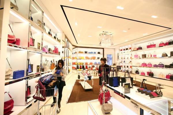 多种消费品进口关税税率腰斩