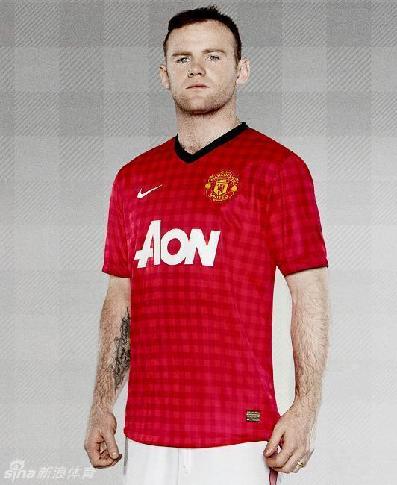 高清- 英超新赛季球衣:曼联红方格利物浦紫色系