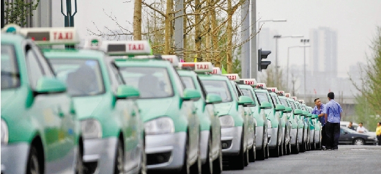 黄坤明:杭州要好好研究出租车体制机制的创新