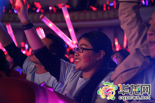 任贤齐巡演 飚 到重庆 嘴甜哄歌迷:你们全是我的