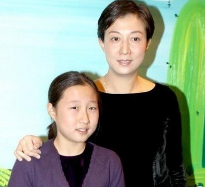 风水师大胆预言成龙:6月10月或将遇大难关