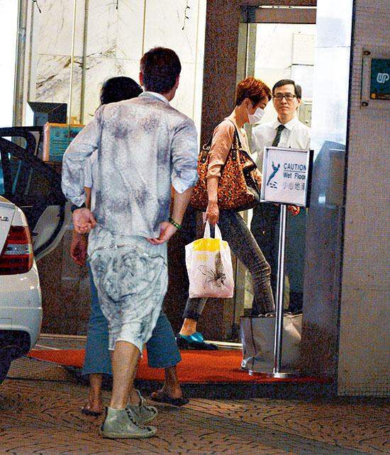 许志安郑秀文同居分房睡 禁欲多年结婚无期