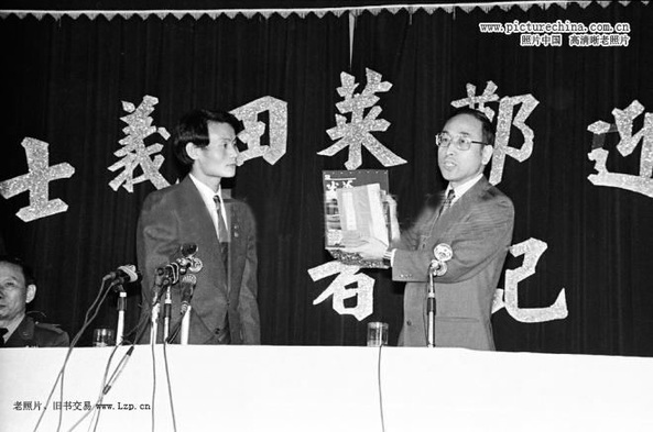 莫言小说原型 驾机逃台大陆飞行员郑菜田