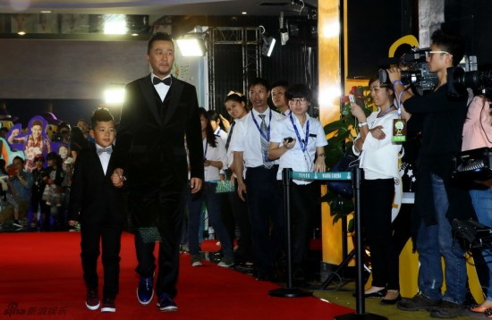 小小志李湘女儿超抢镜 盘点抢滩综艺档的星二