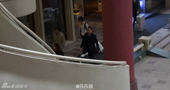 上周末文章在上海做啥?借烟消愁焦虑想对策