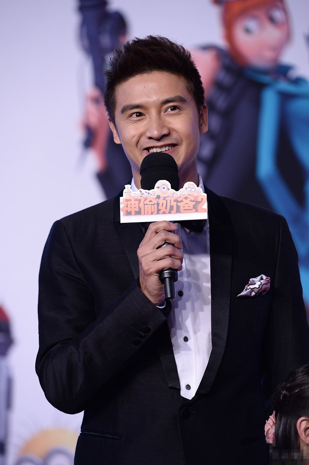 田亮录歌摆剪刀手搞怪 森碟嘱咐别跑调(组图)