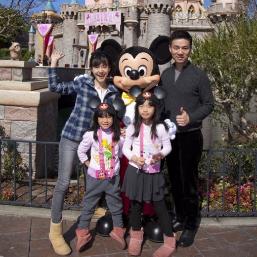 林志颖首晒全家福 揭最招人嫉妒的明星全家福