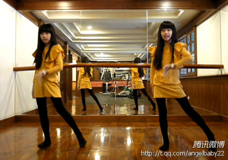 台湾双胞胎萝莉姐妹花长大了 近照曝光清新甜