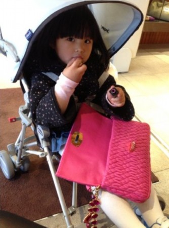 李湘叶一茜品位PK!王诗龄田雨橙谁更潮?