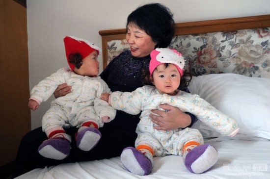 60岁失独老太生子 试管婴儿手术生双胞胎