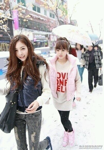 屌丝青年的生活 理想丰满现实骨感