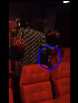 马来西亚<em>少女</em>看<em>电影</em>疑 鬼附身 发出猛兽咆哮声