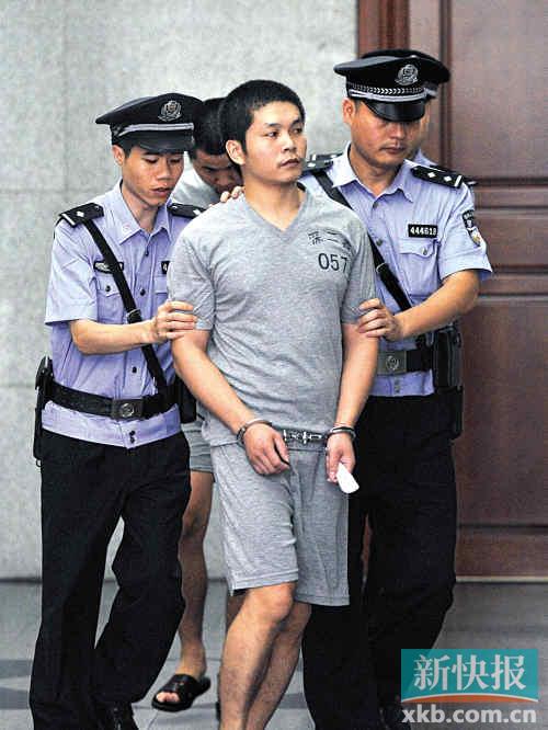 深圳宝马女停车场被割喉案一审开庭 两男妓受