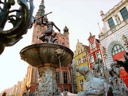 欧洲美丽的迷你港口城市