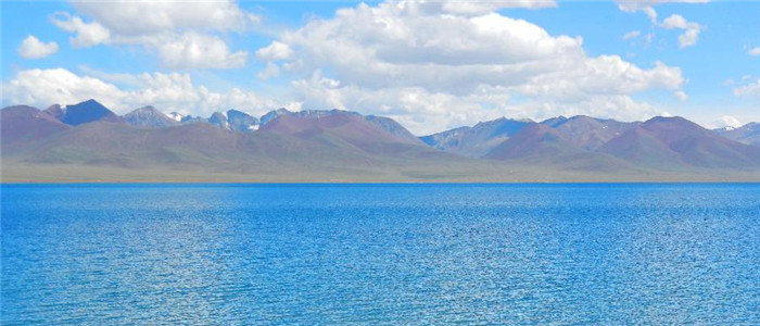 西藏圣湖纳木错进入最美观景季