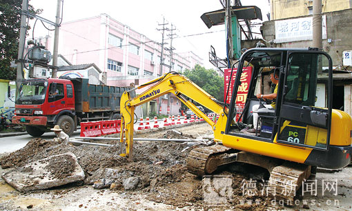 改造旧城道路提升通行能力