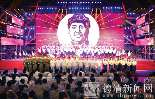 纪念抗战胜利70周年文艺晚会昨晚举行