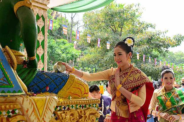 泌尿外科纽扣手术录制成教学视频全球推广_