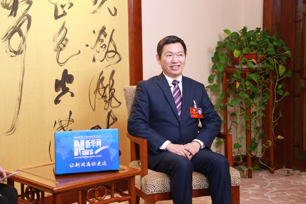 作为传媒院校的负责人，您怎么看当下媒体融合发展的趋势？