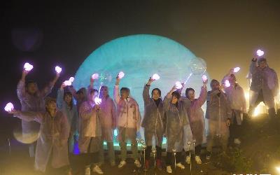 浙江景寧：高山音樂會引遊人