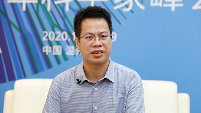 新华网：当今社会，青年科学家应该担负起怎样的社会责任和使命？