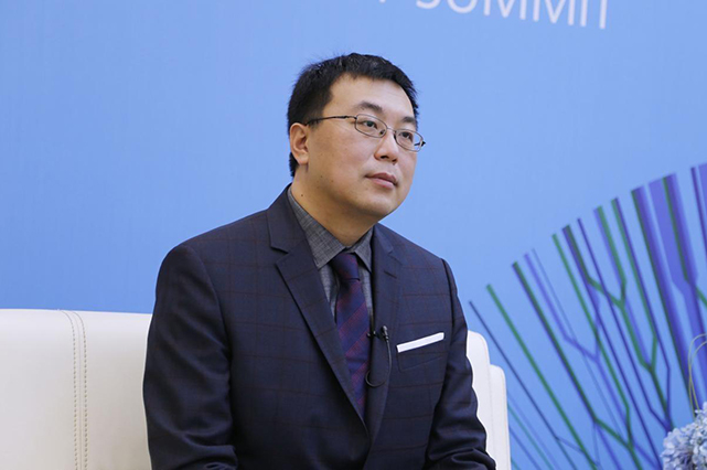 新华网：目前的科研技术可以从哪些方面加快我国用电结构调整？