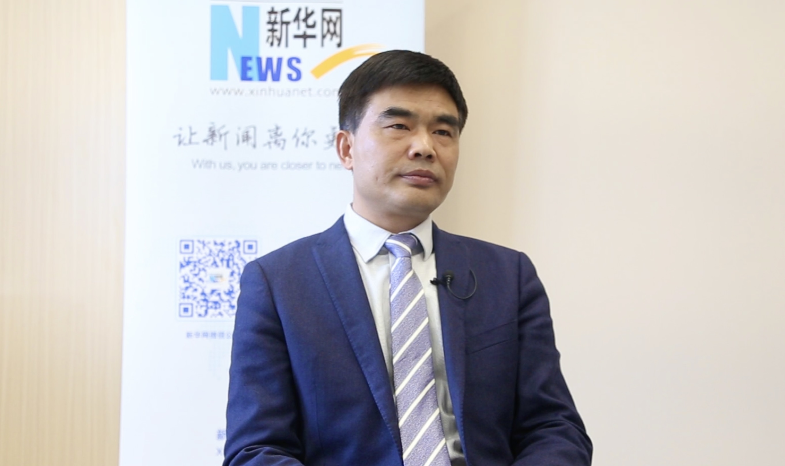 新华网：请简要介绍贵院的发展历程和科室特色？