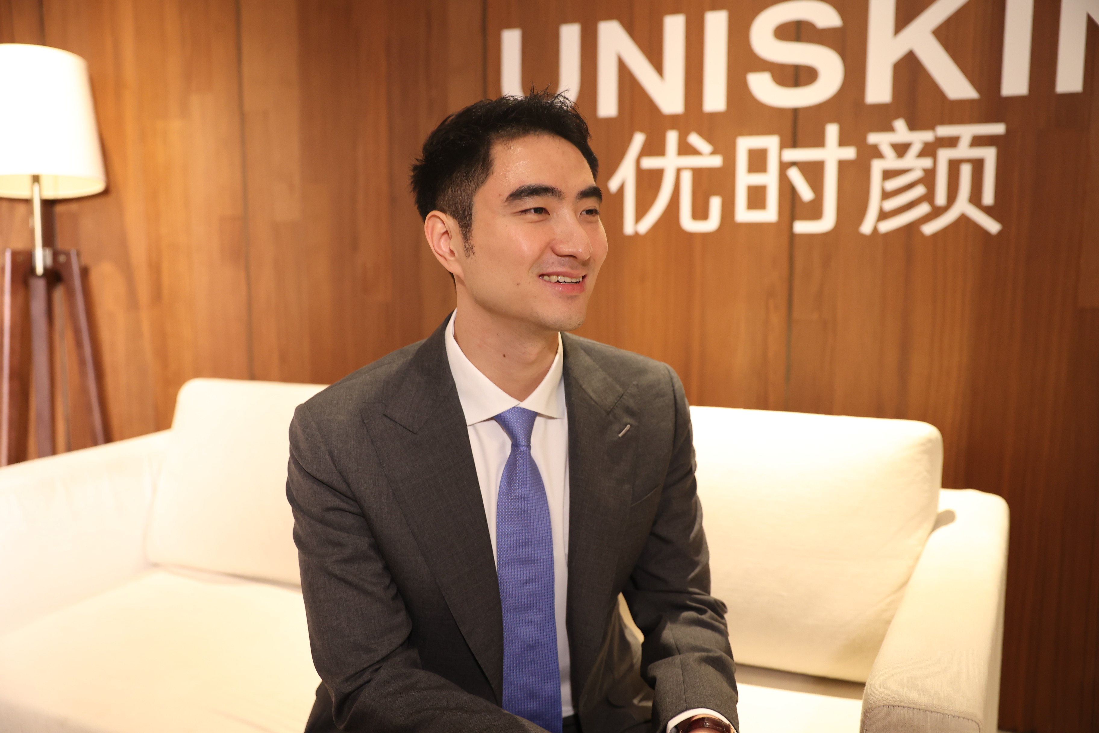 新华网：优时颜未来的发展规划是什么？