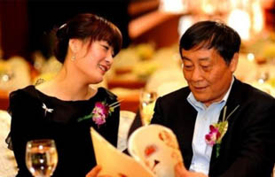盘点中国“女承父业”的亿万千金!