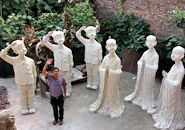 “时尚”雕塑家刘海峰