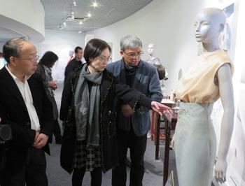 “新生——２０１３年度时尚回顾展”在杭州举行